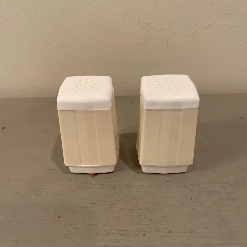 Vintage Mid-Century Salt And Pepper Shakers.